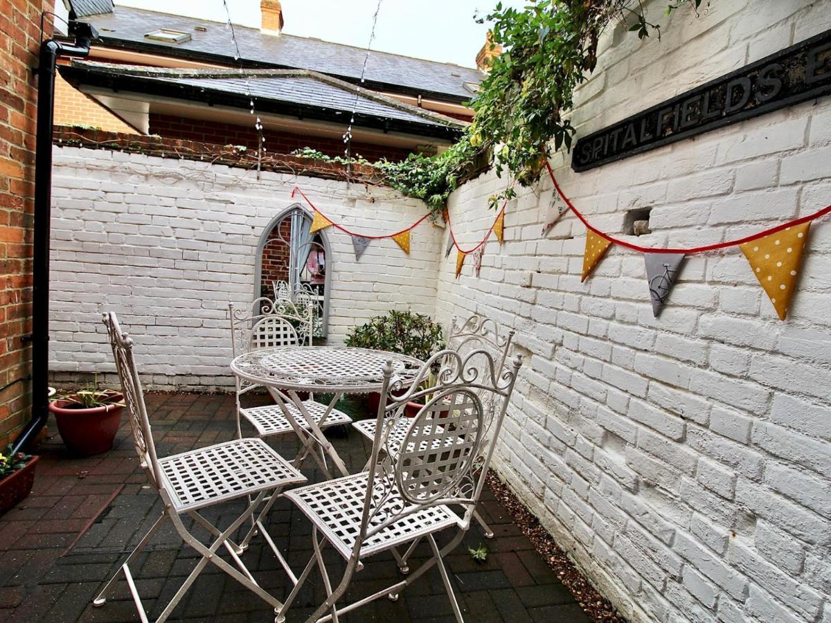 A Character Cottage In Historical Canterbury Luaran gambar