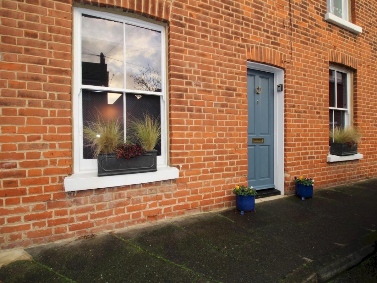 A Character Cottage In Historical Canterbury Luaran gambar